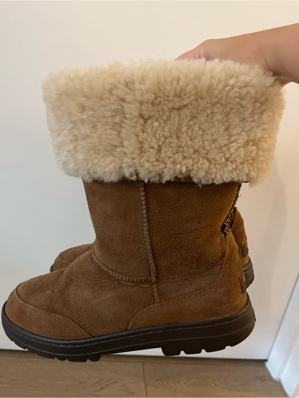 UGG Ultra Tall Women's Boots #5245 Tasman
Braid Shearling Boots Women's Size 8